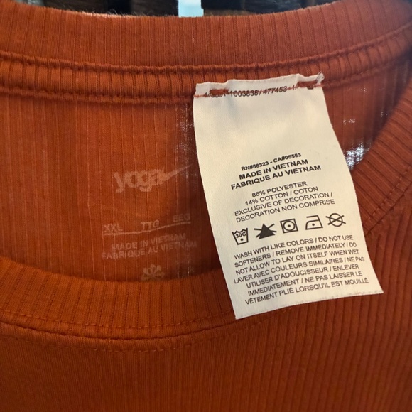 Nike Yoga Shrug in Amber L and XXL NWOT - Picture 6 of 7